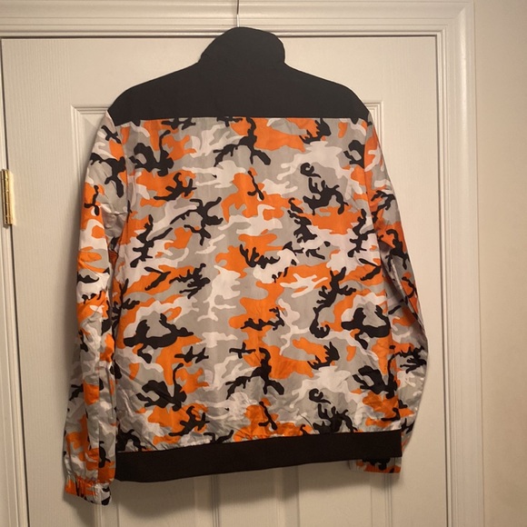 NWOT Special Delivery Orange/Black/Gray/White Pull Over Jacket…size M - Picture 2 of 7